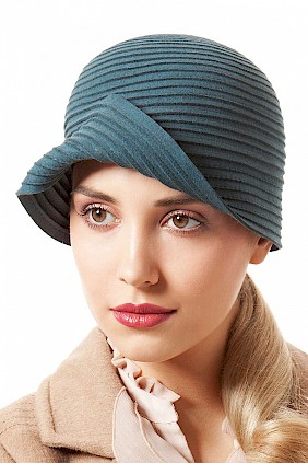 Cloche hat blue  lady&#039;s hat winter