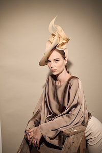 Fascinator Hut Couture vanille -  Bild-6